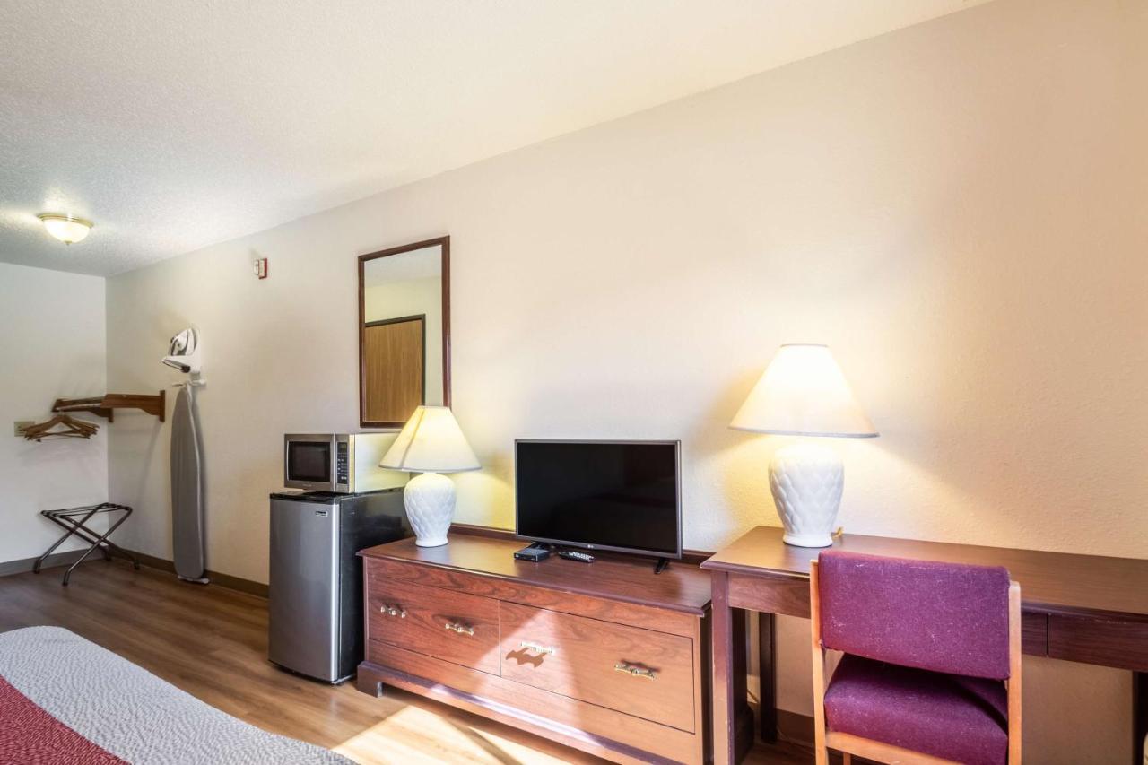Motel 6-Saukville, Wi المظهر الخارجي الصورة
