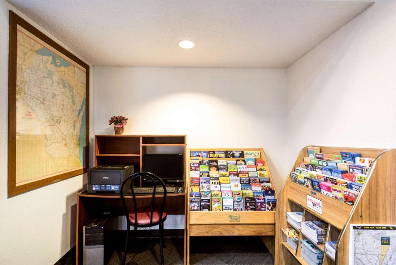 Motel 6-Saukville, Wi المظهر الخارجي الصورة